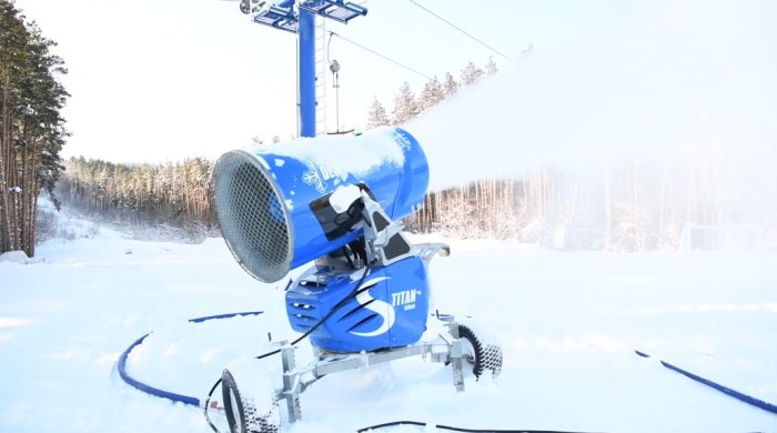 СНЕГОВОЙ ПУШКОЙ ОГОНЬ! НАША ГОРНОЛЫЖНАЯ ТРАССА ГОТОВИТСЯ НАЧАТЬ РАБОТУ! - Санаторий «Санаторий «Россия»»