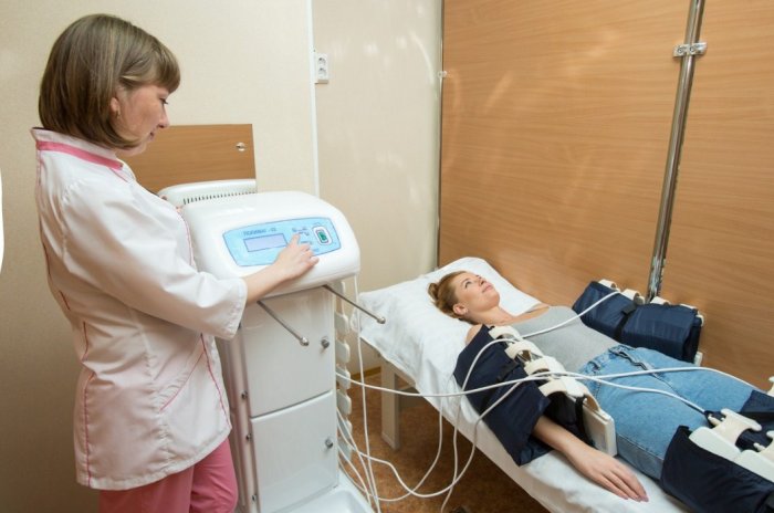 ГДЕ ОЗНАКОМИТЬСЯ С ПОЛНЫМ СПИСКОМ МЕДИЦИНСКИХ УСЛУГ САНАТОРИЯ - Санаторий «Санаторий «Россия»»