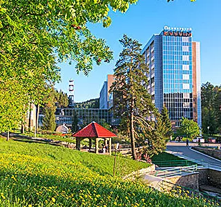 Лесбиянка жопты жалайды